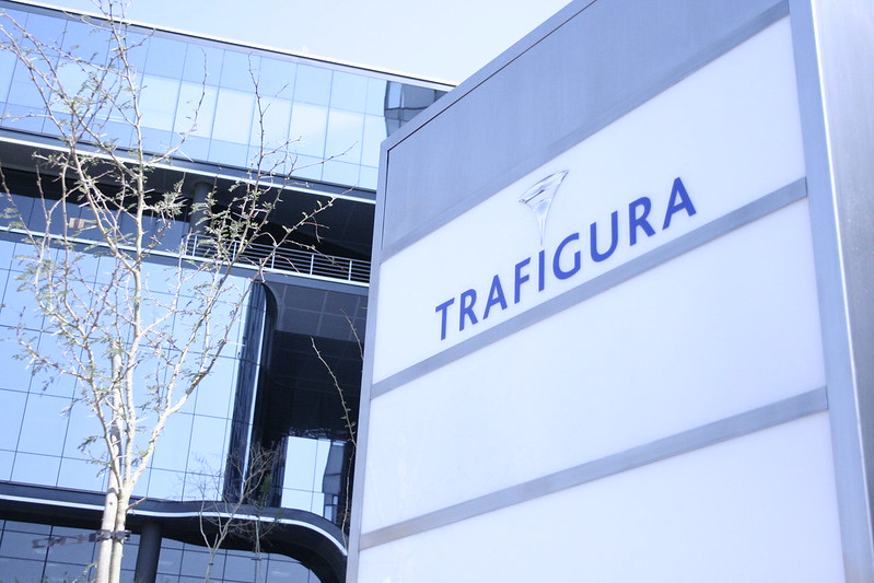 Trafigura מקשקשת בשוק האבץ עם הזמנת ענק למתכת LME