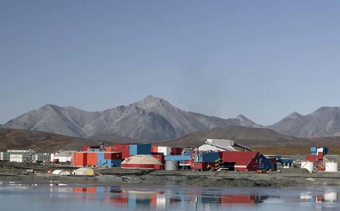מוטרד על ידי סין, ווסט מתאמץ לדחות שרשראות אספקה ​​קריטיות של מינרלים