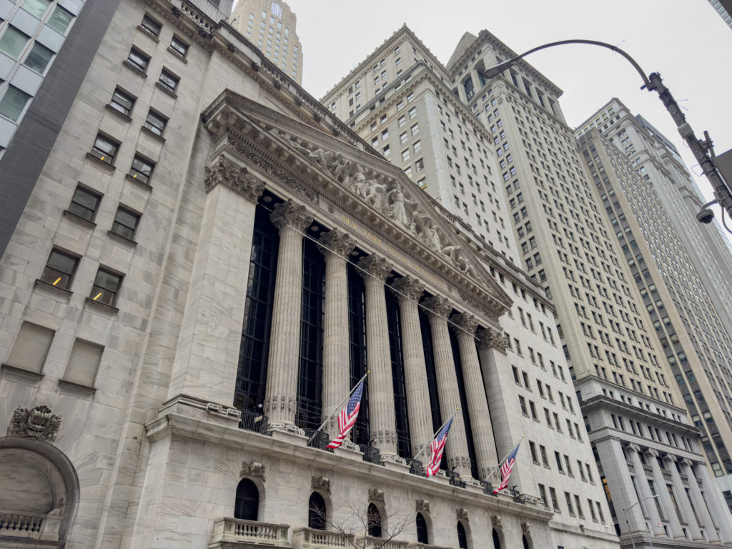 NYSE-Parent מתכנן להשיק השנה נגזרות מתכות סוללות