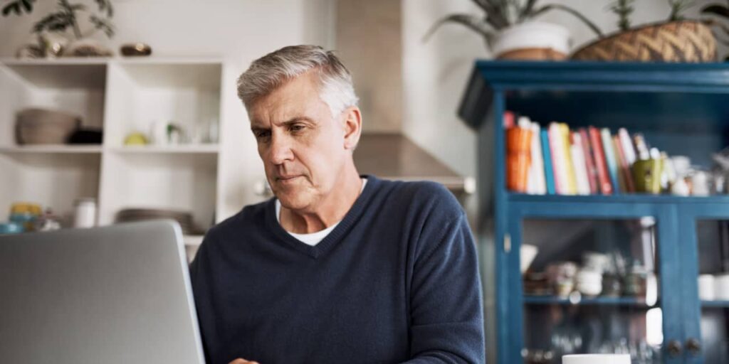 'הסיכון הגדול ביותר שעומד בפניך הוא ...' הוא רוצה לפרוש בעוד 10 שנים עם הכנסה חודשית של 6K $, קצבאות ו -650 אלף דולר בפרישה. האם הוא יכול?