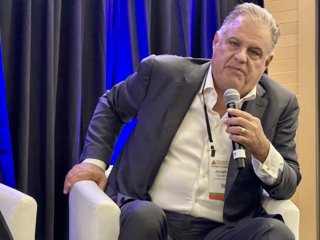 ביבר קריק: המדיניות היא הגיאולוגיה החדשה, הפאנל שומע