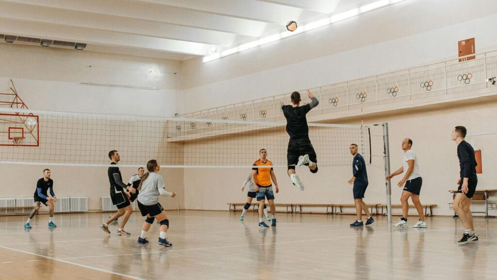 עבור תושבי דירות, טורנירי ספורט הם המקום בו הפעולה נמצאת ב