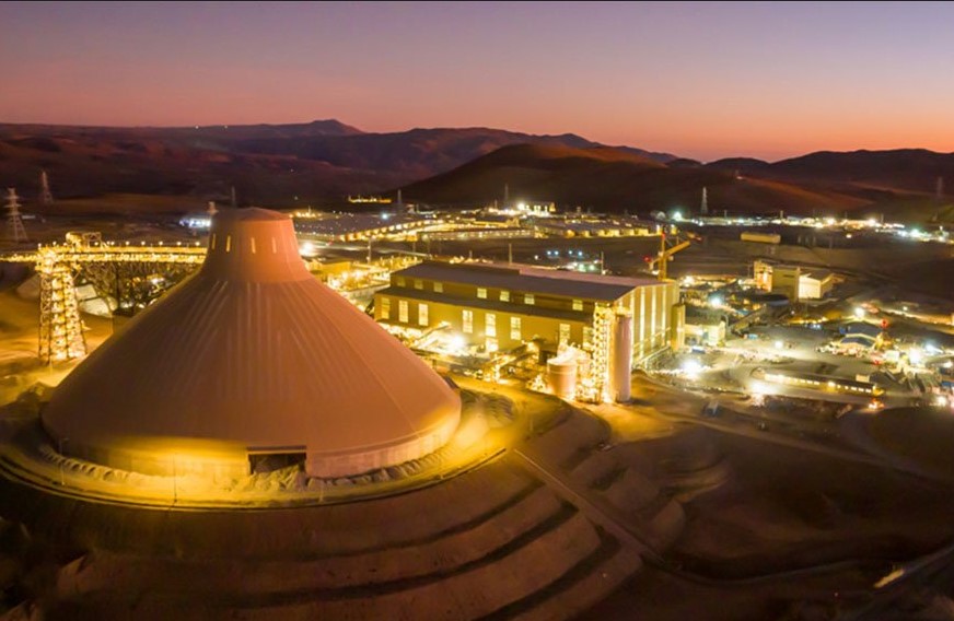 עסקת אנגלו-טק תלויה במכרה נחושת מוטרד בצ'ילה