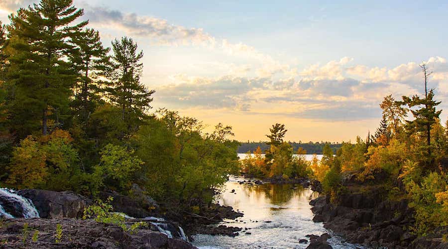 טראמפ, הקונגרס מהלך לביטול איסור הכרייה במינסוטה