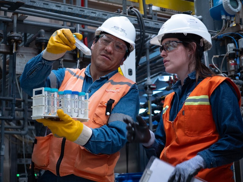 מניית ארמט יורדת כאשר השעיית סמנכ"ל הכספים מעמיקה את משבר הניהול