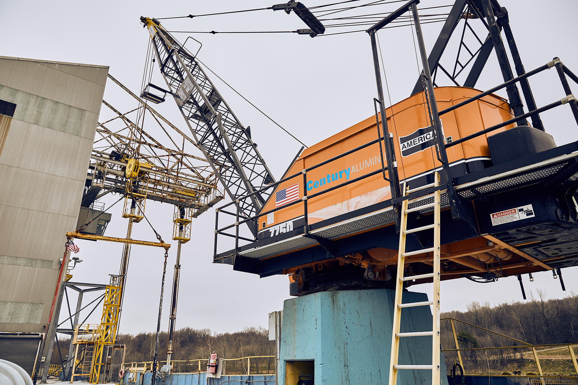 עמודה: כוח גובר על התעריפים כאשר עוד מתכת אלומיניום בארה